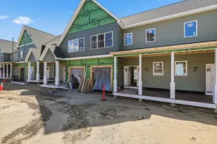 13 Elizabeth Ln, Easthampton, MA 01027 - Photo 3