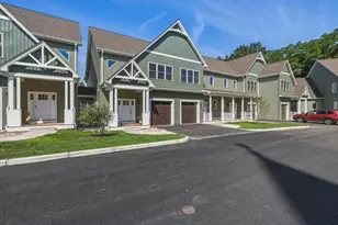 13 Elizabeth Ln, Easthampton, MA 01027 - Photo 3