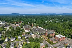 13 Elizabeth Ln, Easthampton, MA 01027 - Photo 41