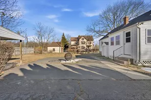 22 Cooley St, Agawam, MA 01001 - Photo 27