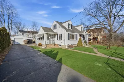 22 Cooley St, Agawam, MA 01001 - Photo 3