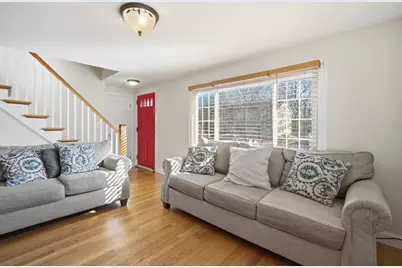 22 Cooley St, Agawam, MA 01001 - Photo 7