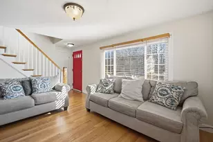 22 Cooley St, Agawam, MA 01001 - Photo 7