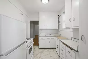 56 Elm St, Worcester, MA 01609 - Photo 13