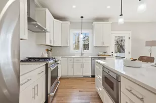 21 Tremont St, Stoneham, MA 02180 - Photo 11