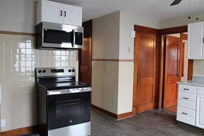 32 Kent Rd, Springfield, MA 01129 - Photo 3