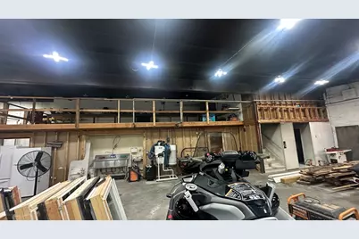 330 William St, Fall River, MA 02721 - Photo 17