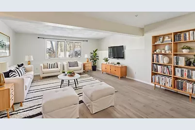 18 Cranston Cir, Woburn, MA 01801 - Photo 19