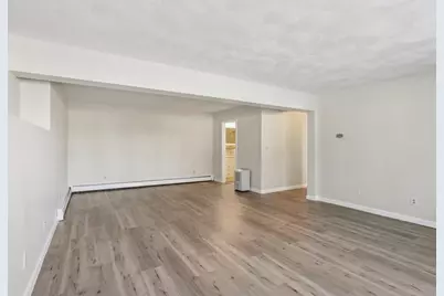 18 Cranston Cir, Woburn, MA 01801 - Photo 17