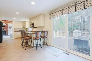 6 Daniels Rd, Mendon, MA 01756 - Photo 15