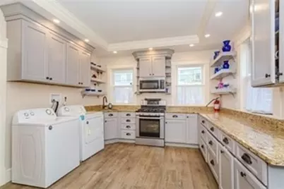 85 Sherman #3, Lowell, MA 01852 - Photo 9