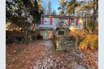 98 Medway St, Norfolk, MA 02056 - Photo 1