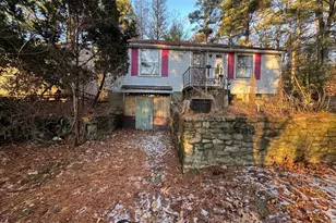 98 Medway St, Norfolk, MA 02056 - Photo 1