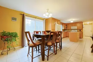 127 Hillcrest Rd, Northbridge, MA 01588 - Photo 9