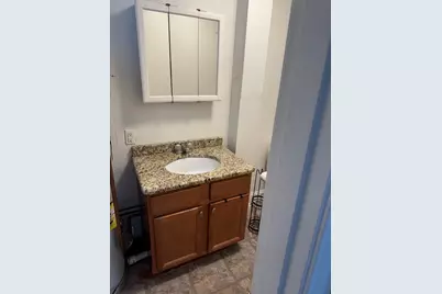 9 Hillside Avenue #4, Marblehead, MA 01945 - Photo 3