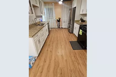 15 Longfellow Rd, Worcester, MA 01602 - Photo 3