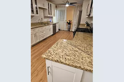 15 Longfellow Rd, Worcester, MA 01602 - Photo 15