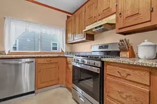 32 Beloit Rd, Dedham, MA 02026 - Photo 3