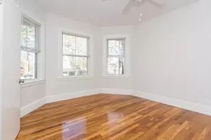 32 Warwick Rd, Newton, MA 02465 - Photo 7