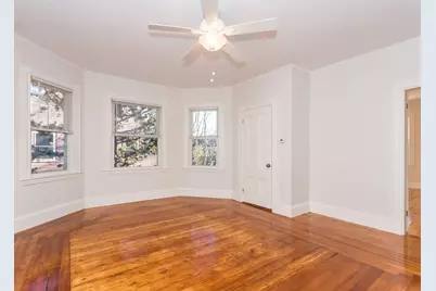 32 Warwick Rd #2, Newton, MA 02465 - Photo 5