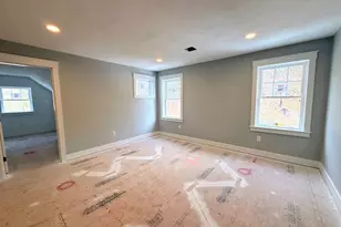 17 Longhill Rd, Franklin, MA 02038 - Photo 9