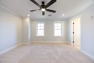 54 Baltic St, Attleboro, MA 02703 - Photo 23