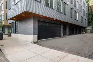 525 E 1st St, Boston, MA 02127 - Photo 39