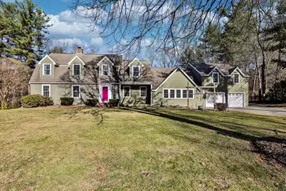 207 Oak Ridge Rd, Plaistow, NH 03085 - Photo 3