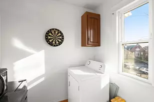 2 Montague St, Worcester, MA 01603 - Photo 5