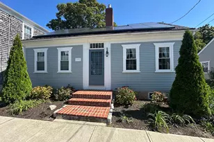 12 Pearl St, Mattapoisett, MA 02739 - Photo 1