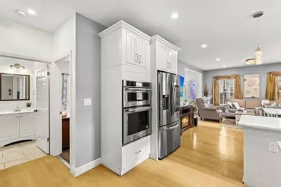 6 Arion St, Boston, MA 02125 - Photo 9