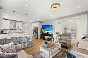 6 Arion St, Boston, MA 02125 - Photo 3