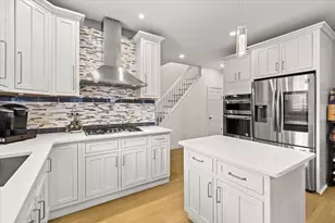 6 Arion St, Boston, MA 02125 - Photo 15