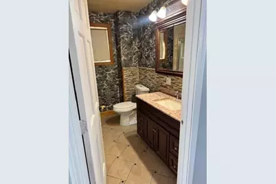 129 County St, Fall River, MA 02723 - Photo 5