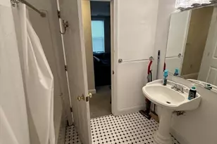 190 L St, Boston, MA 02127 - Photo 13