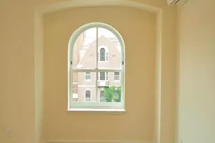 877 Beacon St, Boston, MA 02215 - Photo 9