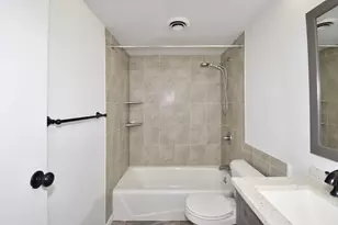 15 Yorktown Dr, Springfield, MA 01106 - Photo 17