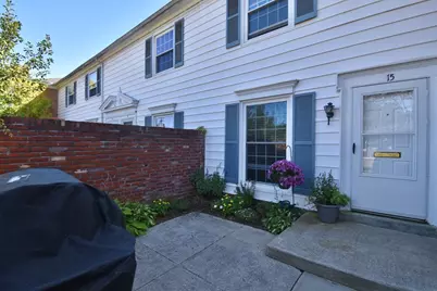15 Yorktown Dr #15, Springfield, MA 01106 - Photo 3