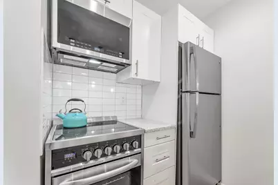 133 Commander Shea Blvd #203, Quincy, MA 02171 - Photo 3