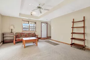 11 Warwick St, Lowell, MA 01851 - Photo 3