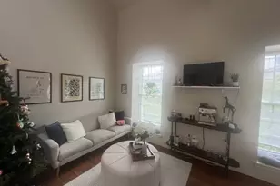 33 3rd Ave, Boston, MA 02129 - Photo 5