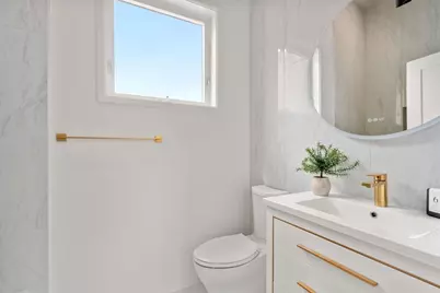 9 Russell #PH, Boston, MA 02129 - Photo 17