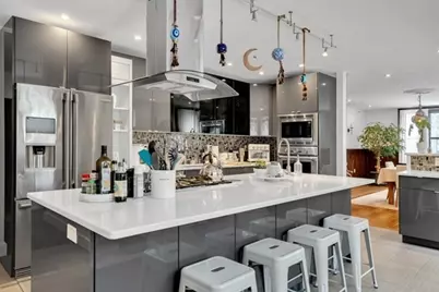 157 Babcock St #1, Brookline, MA 02446 - Photo 3