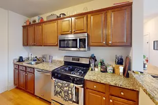 672 Washington St, Brookline, MA 02445 - Photo 7