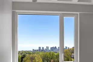 125 Lowell St, Somerville, MA 02143 - Photo 21