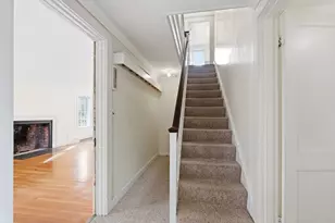 12 Gray Gardens W, Cambridge, MA 02138 - Photo 19