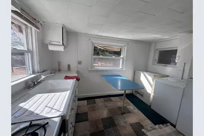 1371 Drift Rd, Westport, MA 02790 - Photo 3