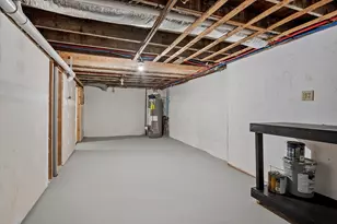 420 N Broadway, Haverhill, MA 01832 - Photo 21