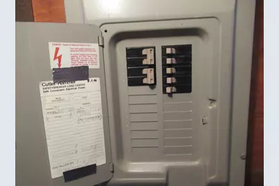 33 Narragansett Blvd, Fairhaven, MA 02719 - Photo 3