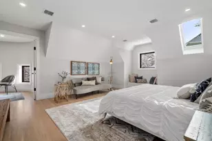 116 Thorndike St, Brookline, MA 02446 - Photo 25